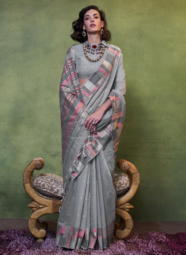 Cotton Grey Wedding Wear Hand Woven Saree